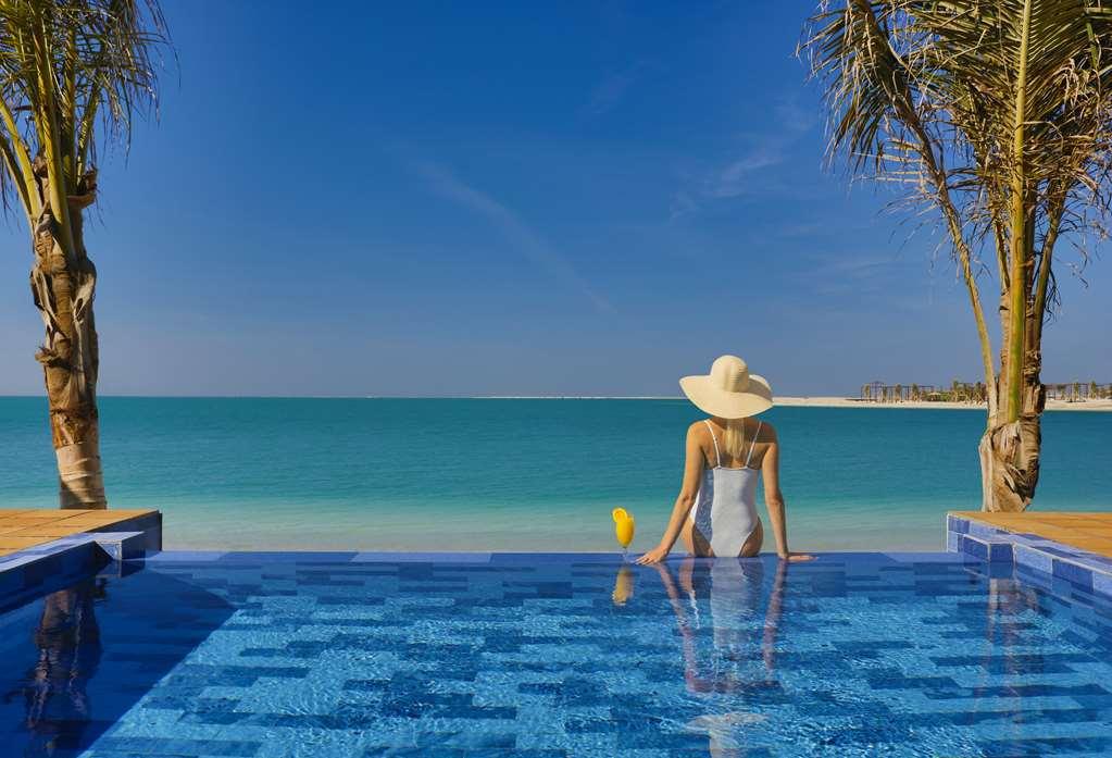 Hotel Anantara World Islands Dubai